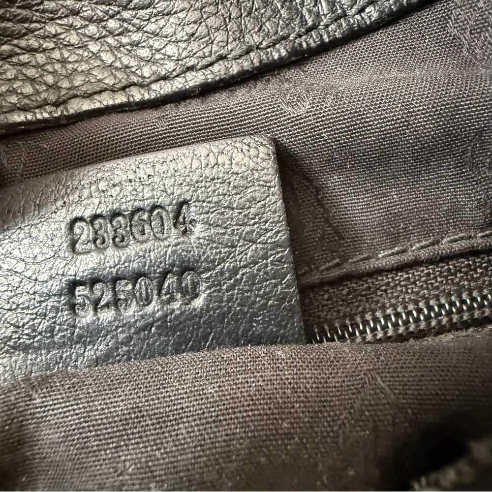 GUCCI Black Guccissima Leather New Web Hobo Shoulder Bag - Picture 12 of 14